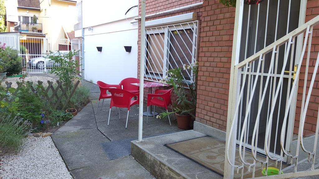 Hortenzia Apartment Szeged Buitenkant foto